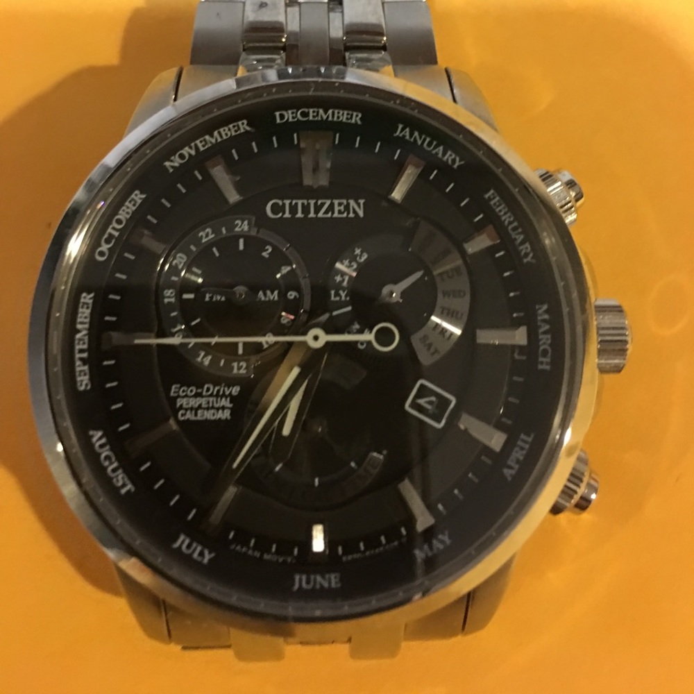 Citizen echo drive watch